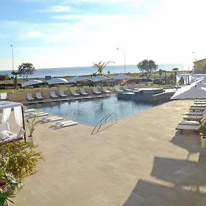 e-hotel-spa-and-resort-pervolia.larnacahotels.org/