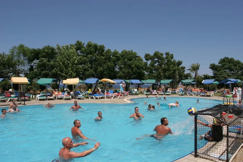 Aparthotel Maris Grand Waterpark Resort Protaras