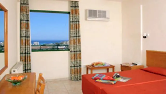 Aparthotel Maris Grand Waterpark Resort Protaras