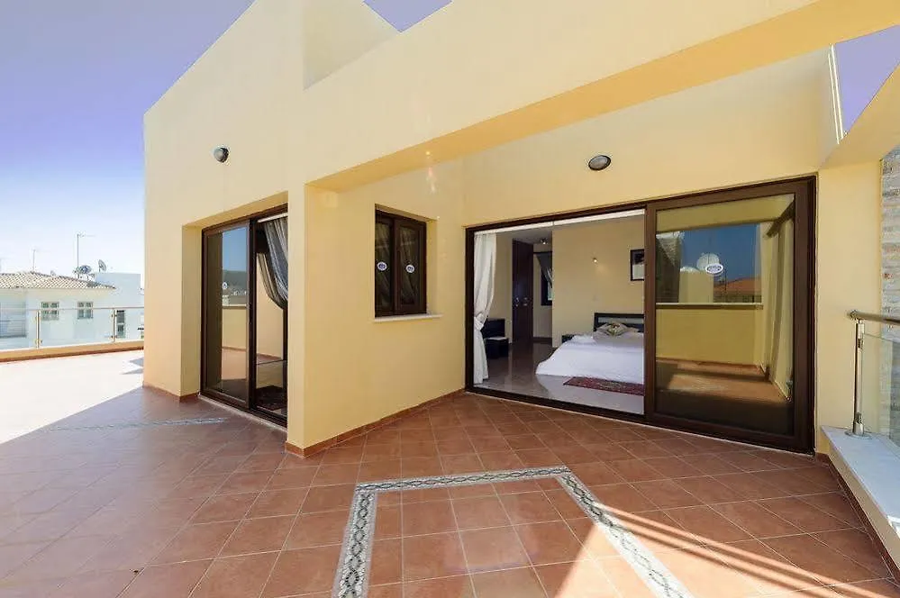 Maris Grand Waterpark Resort Protaras 3*,